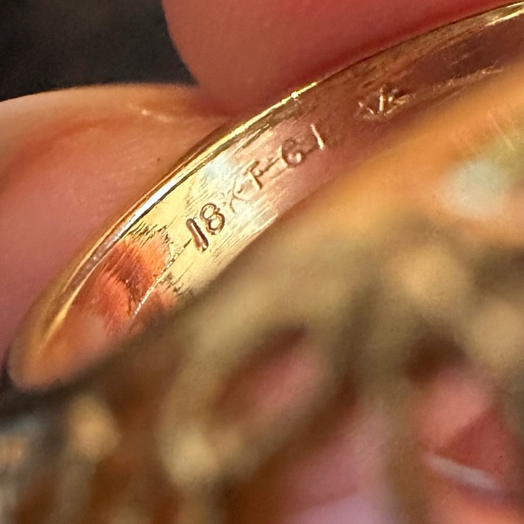 Vintage “18 k HGE” ring. In pristine condition! Beautiful bright gold. - Picture 3 of 3